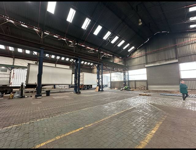 14,150M² WAREHOUSE TO LET IN TUNNEY
